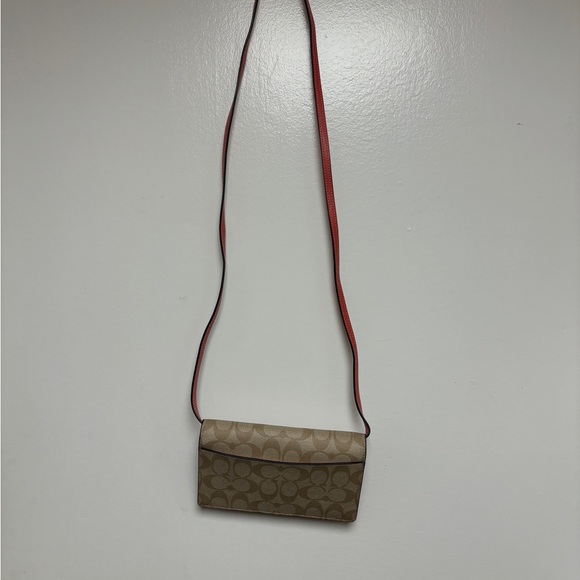 Coach Signature Hayden Crossbody/Clutch - Picture 3 of 14